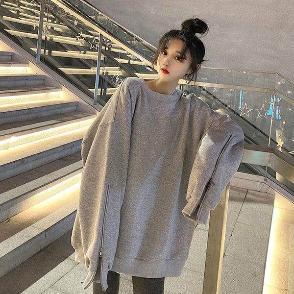 Lai naiste dressipluus ovaalse kaelusega musta ja halli värviga