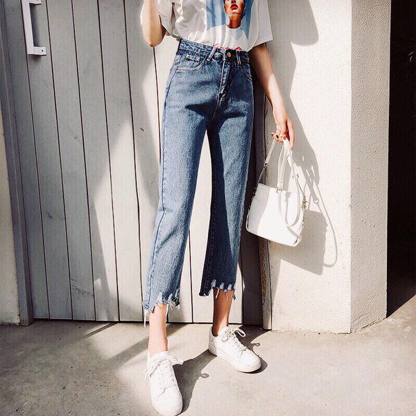 Sinised rebenenud motiividega naiste teksad