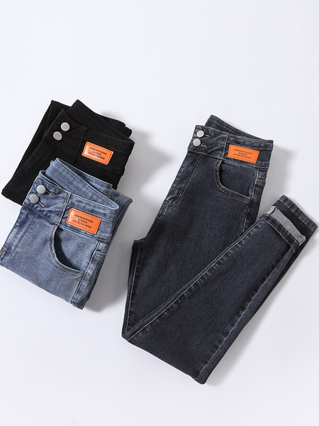 Moodsad kõrge vöökohaga elastsed naiste teksad