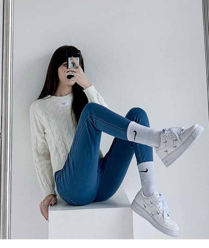 Stiilsed naiste teksapüksid, pikk, kõrge vöökohaga liibuv mudel