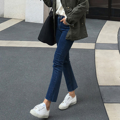 Naiste madala vöökohaga teksad – Charlestoni tüüpi