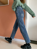 Egyenes női farmer modell magas derékkal, három színben