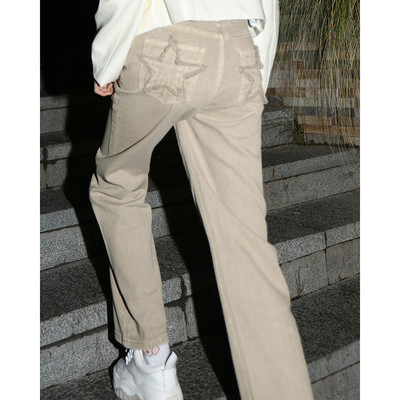 Laiad taskute ja kõrge vöökohaga teksad kolmes värvitoonis