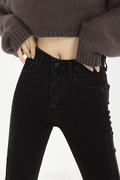 Naiste teksapükste sirge nööpkinnitusega mudel