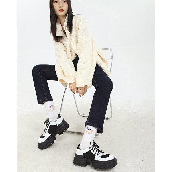 Sirge mudeli ühevärvilised kõrge vöökohaga naiste teksad