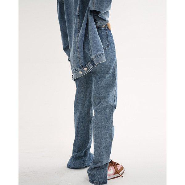 Modern farmer magas derékkal és hasítékkal a száron nőknek