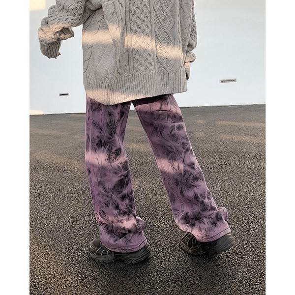 Jelenlegi női farmer széles modell standard derékkal