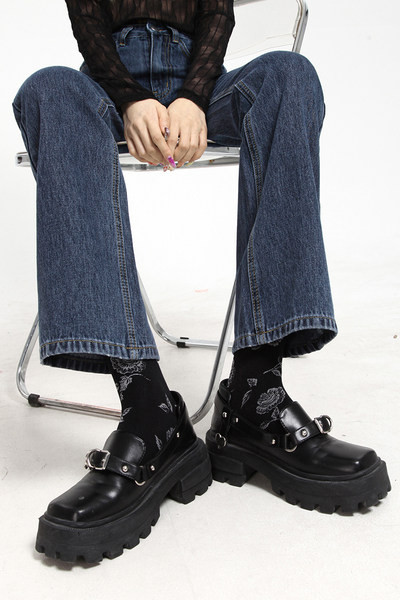 Sirge mudeli naiste teksad küljetaskutega