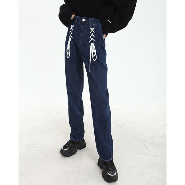 Sirge mudeli naiste teksad siniste ja mustade paeltega