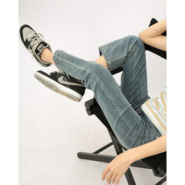 Stiilsed naiste sirged teksad pikkusega 9/10