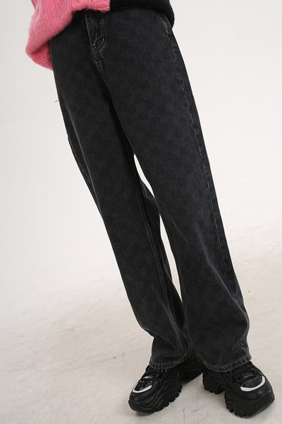 Naiste sügis-talviste teksade sirge mudel