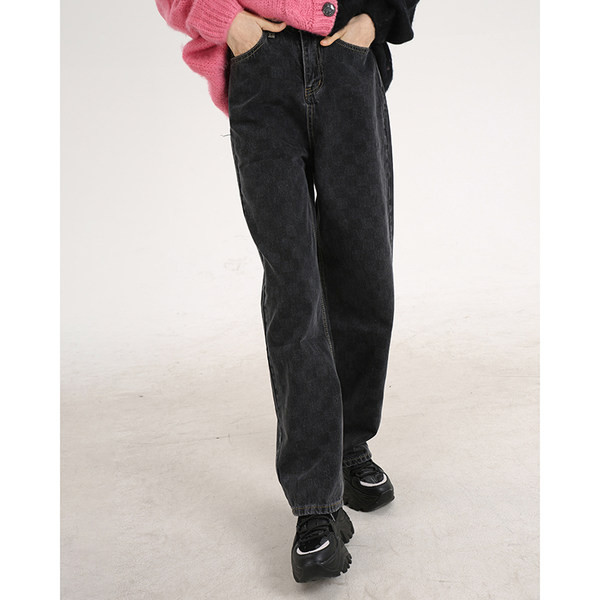 Naiste sügis-talviste teksade sirge mudel