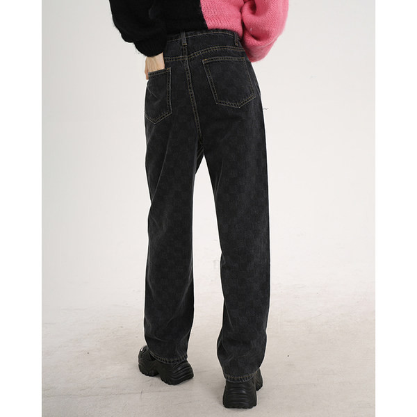 Naiste sügis-talviste teksade sirge mudel