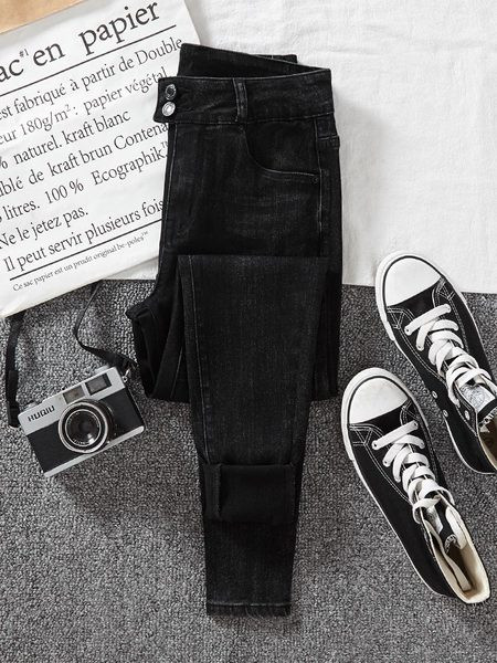 Elastsed kõrge vöökohaga naiste teksad – liibuv mudel