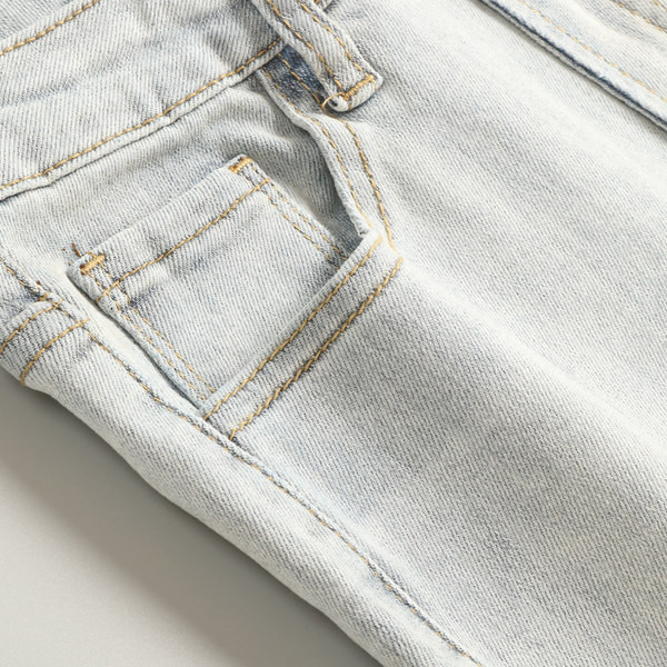 Naiste Charlestoni teksad mitmes värvitoonis