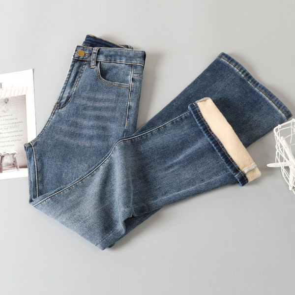 Laiade säärte ja sooja voodriga naiste teksad