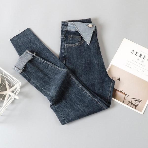 Rebenenud motiivide ja nööpkinnitusega naiste teksad