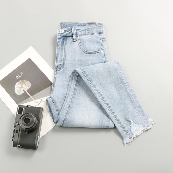 Taskutega naiste teksad