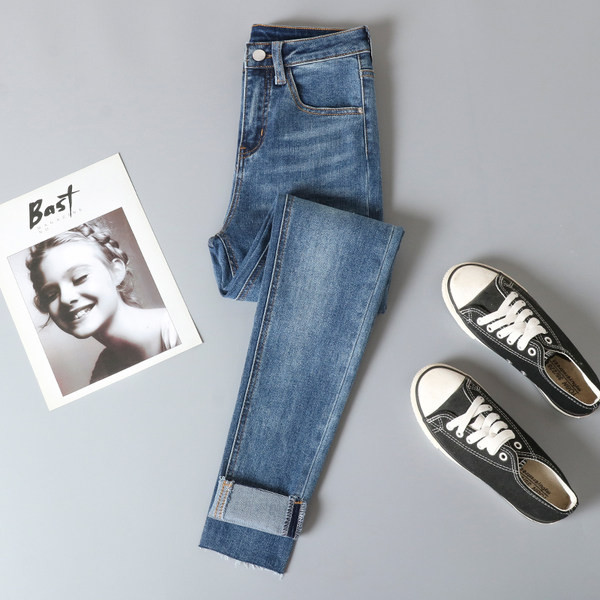 Vabaaja teksad Slim mudel