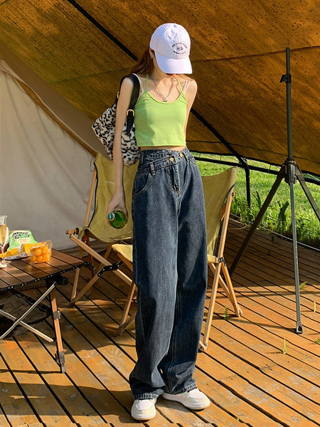 Lai tavaline kõrge vöökohaga naiste teksapükste mudel