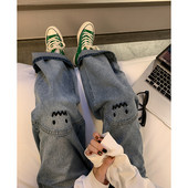 Naiste vabaaja teksad tikandiga