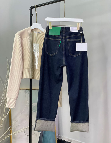 Praegused taskutega teksad - naistele