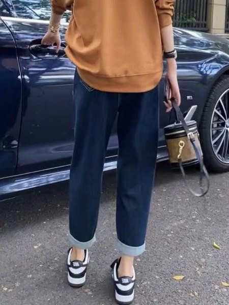 Naiste teksapükste lai mudel standardse vöökohaga