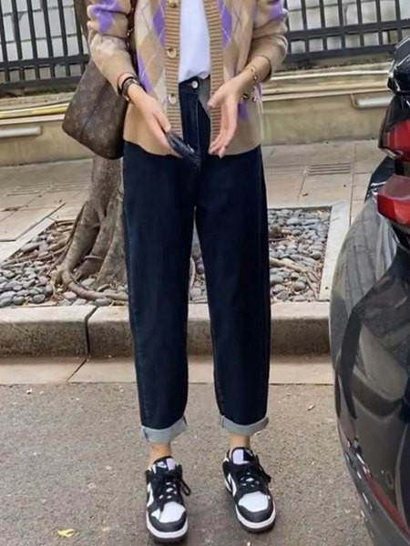 Naiste teksapükste lai mudel standardse vöökohaga