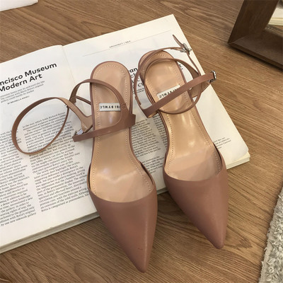 Kunstnahast lipsudega naiste sandaalide liibuv mudel