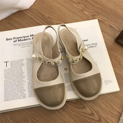 Naiste kunstnahast sandaalid ketiga