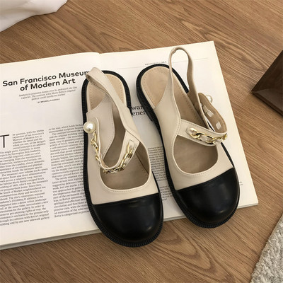 Naiste kunstnahast sandaalid ketiga