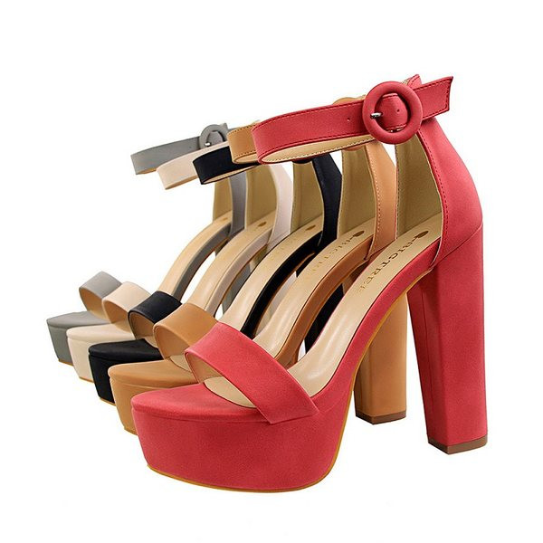 Moodsad naiste sandaalid 10 cm paksuse kontsaga
