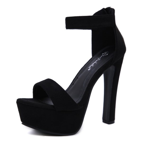 Naiste seemisnahast sandaalid platvormi ja kõrgete kontsadega
