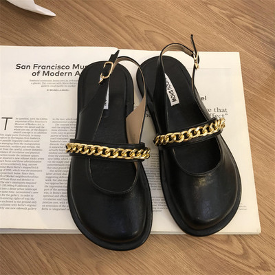 Γυναικεία πέδιλα από έκο δέρμα με αλυσίδα - τρία χρώματα