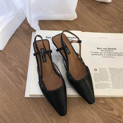 Γυναικεία σανδάλια από οικολογικό δέρμα - μυτερό μοντέλο