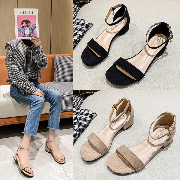 Női alkalmi szandál lapos talpon