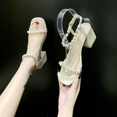 Naiste pärlitega ja 6,5 cm paksuse kontsaga sandaalid