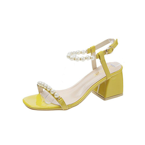 Naiste pärlitega ja 6,5 cm paksuse kontsaga sandaalid