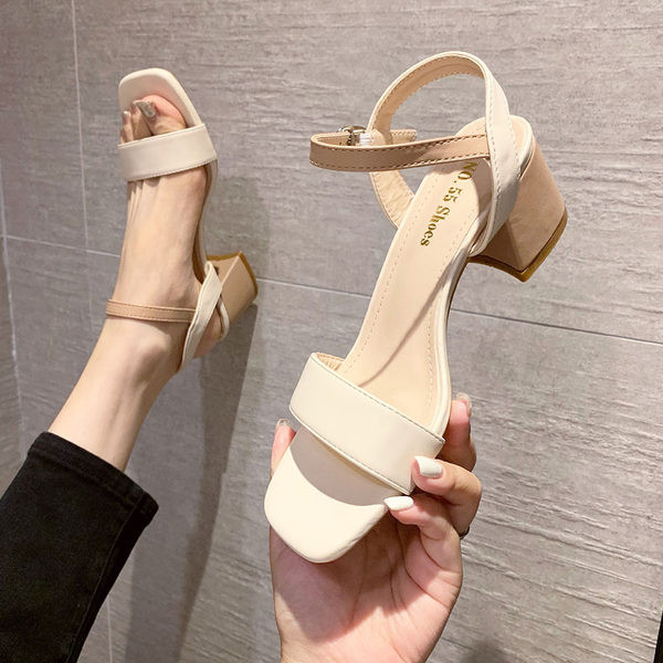 Uue mudeli 5 cm paksuse kontsaga sandaalid