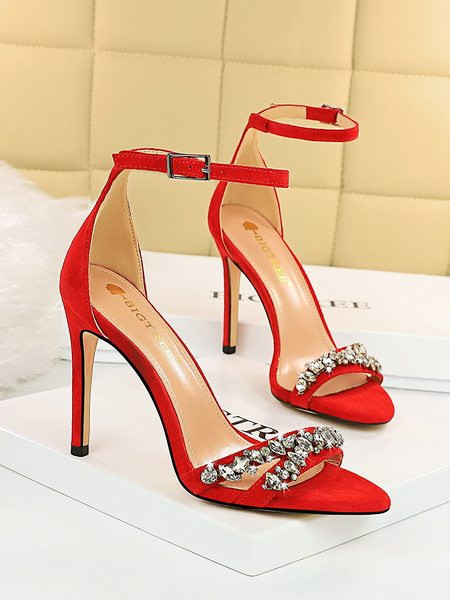 Naiste moodsad kontsa ja kividega sandaalid