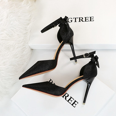 Elegantsed naiste sandaalid elegantse terava efektiga