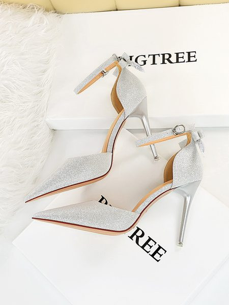 Elegantsed naiste sandaalid elegantse terava efektiga