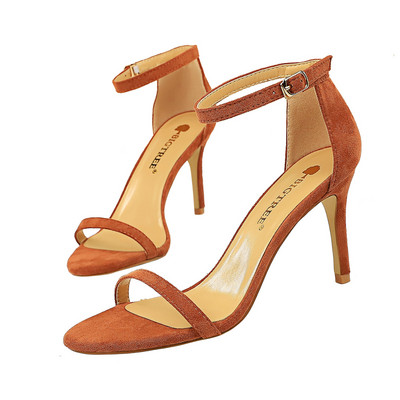 Öko-seemisnahast naiste sandaalid õhukese 8 cm kontsaga