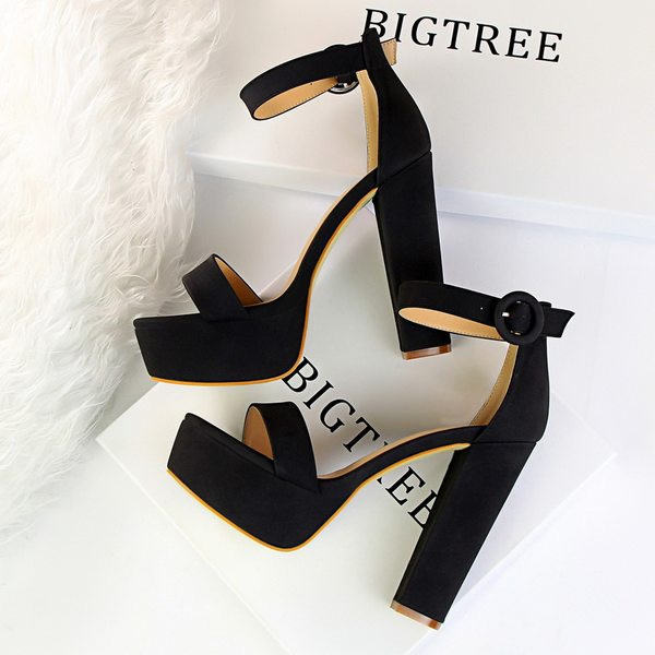 Naiste sandaalid 13 cm paksuse kontsaga