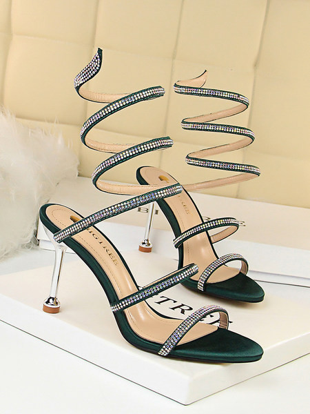 Uus mudel elegantsete kivikestega ja kõrge kontsaga naiste sandaalid 8 cm