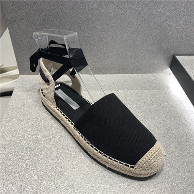 Lameda talla ja paeltega vabaaja naiste sandaalid