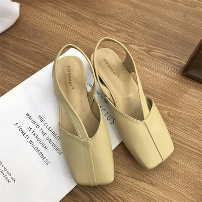 Naiste pandlaga nahast sandaalid