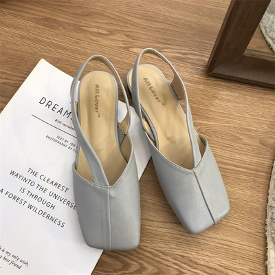 Naiste pandlaga nahast sandaalid