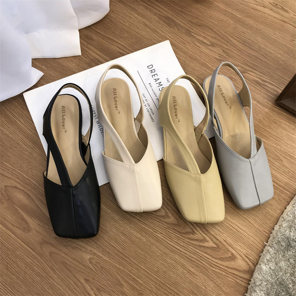 Naiste pandlaga nahast sandaalid