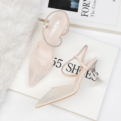 Naiste teravatipulised kividega ja kontsaga sandaalid 5 cm